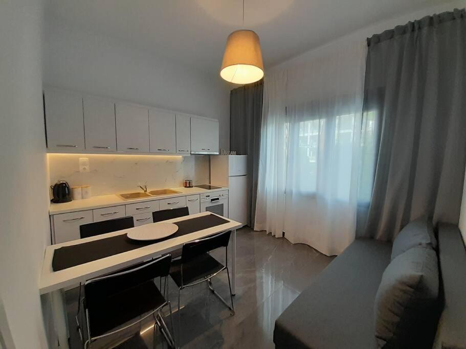 D4 Central Luxury Apartment Volos Luaran gambar